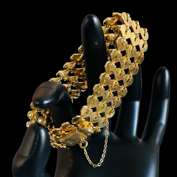 Vintage Signed Grosse Gold Plated Link Bracelet With Safety Chain